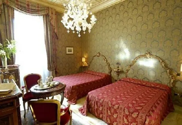 Turner Hotel 4*